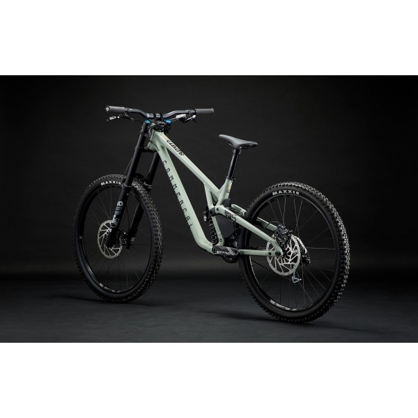 COMMENCAL SUPREME DH V5 ESSENTIAL Bicicleta de descenso 2023