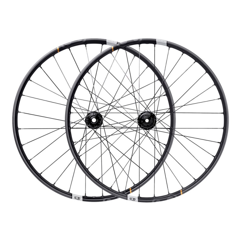 JUEGO DE RUEDAS CRANK BROTHERS CARBON SYNTHESIS CARBON DH 11 I9 27.5 PREMIUM 20X110 BOOST FRONT